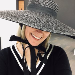 Meet your Posher, Lynn